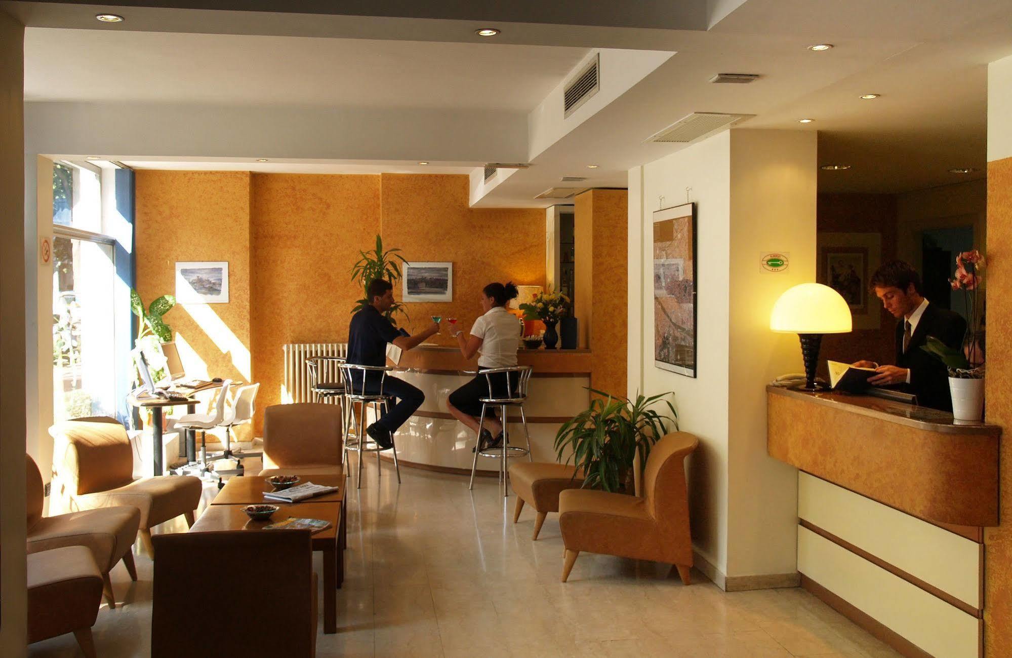 פירנצה Hotel Meridiana מראה חיצוני תמונה