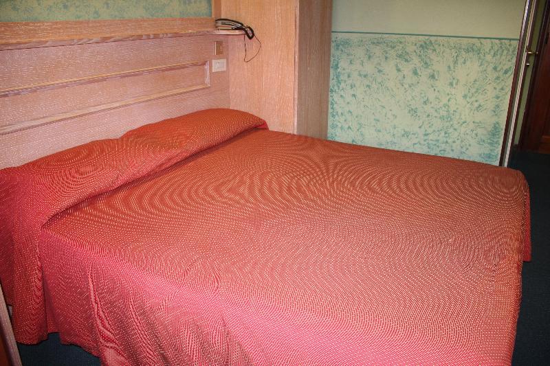פירנצה Hotel Meridiana מראה חיצוני תמונה