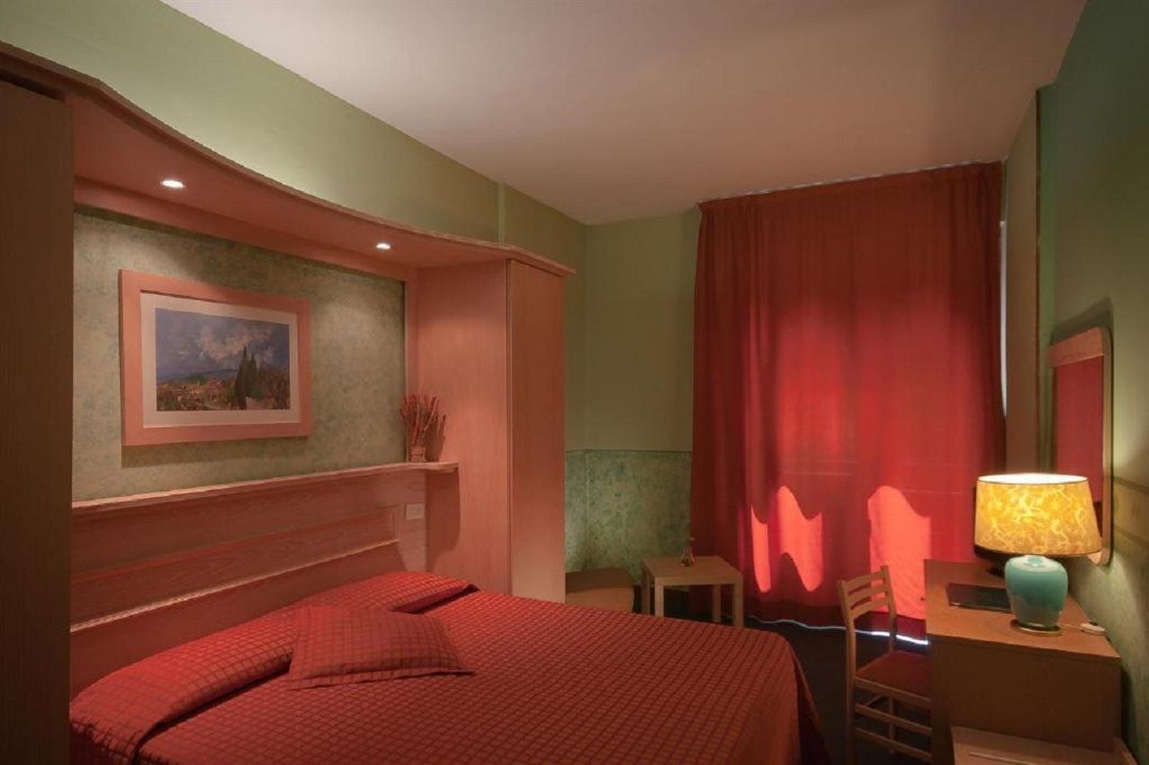 פירנצה Hotel Meridiana מראה חיצוני תמונה