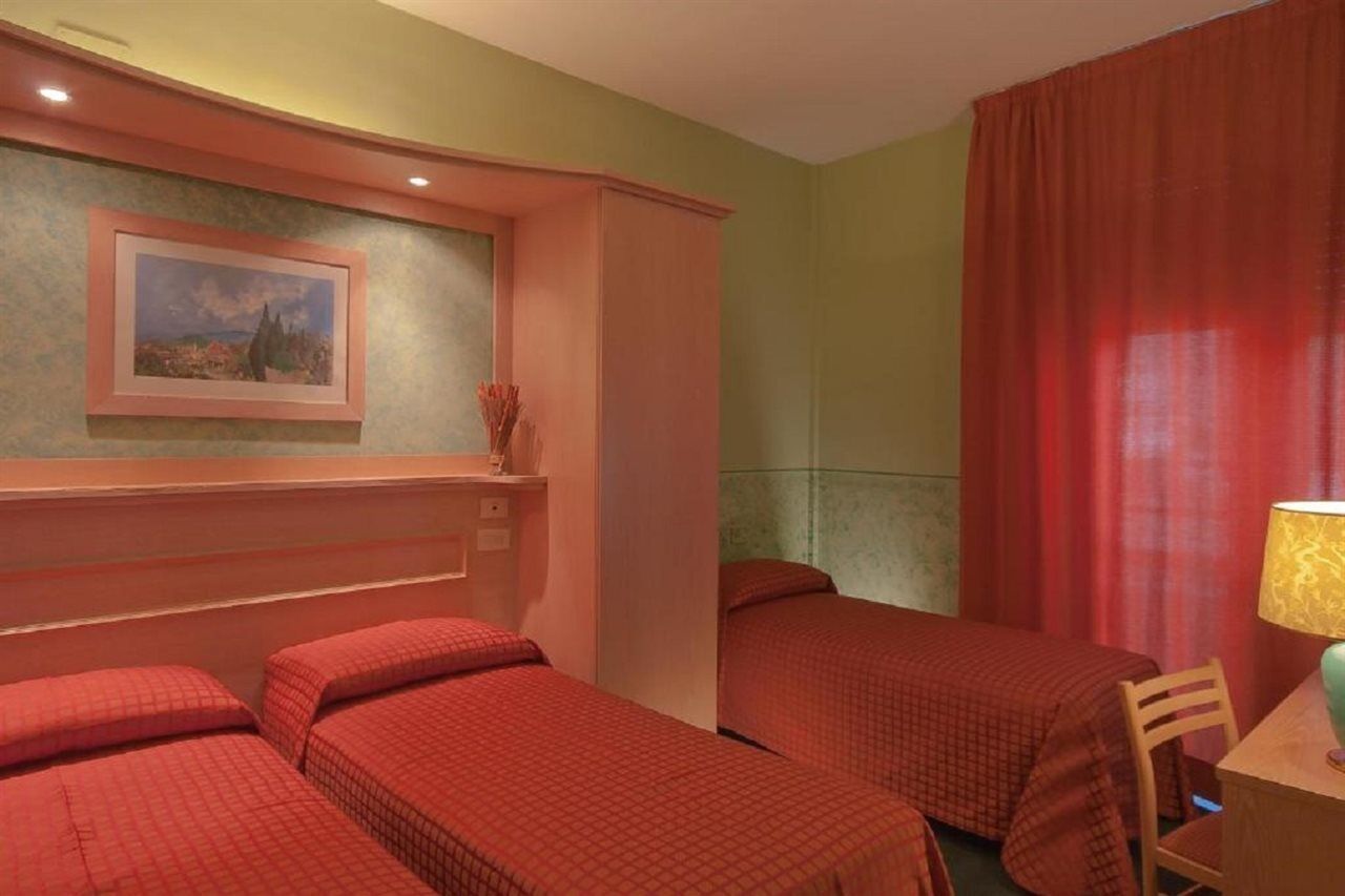פירנצה Hotel Meridiana מראה חיצוני תמונה